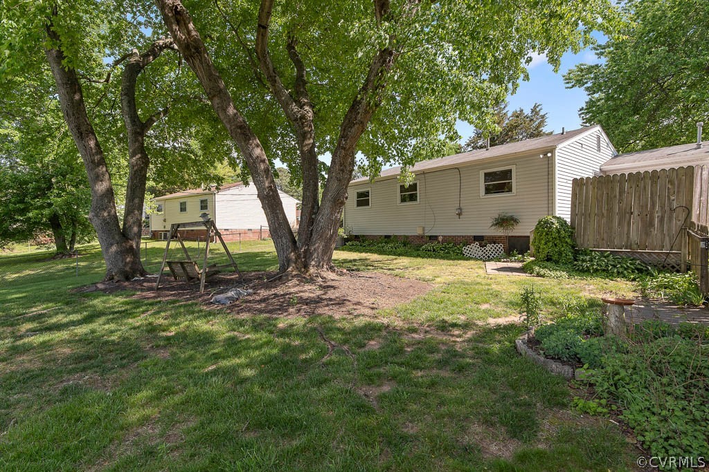 9414 Huron Ave