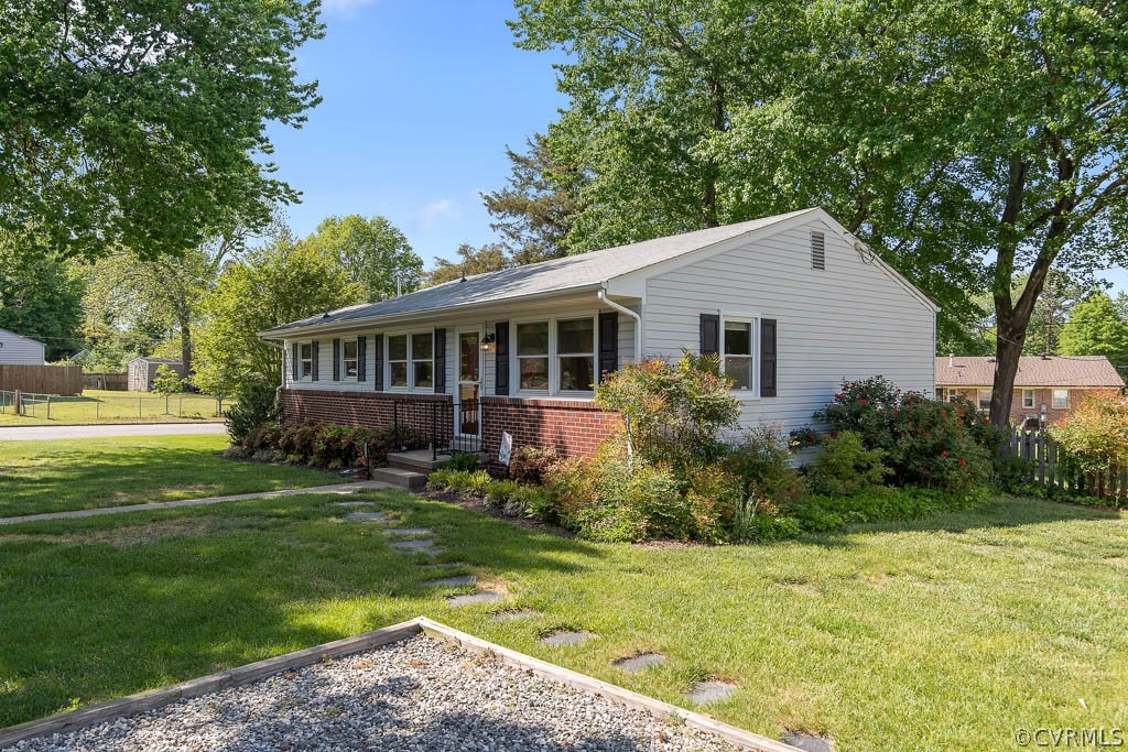 9414 Huron Ave