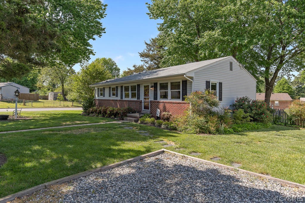 9414 Huron Ave