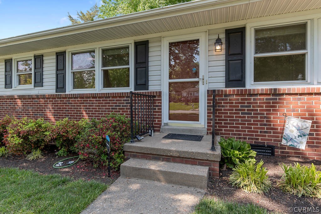 9414 Huron Ave