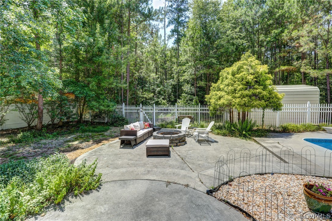 13800 Bluff Ridge Dr