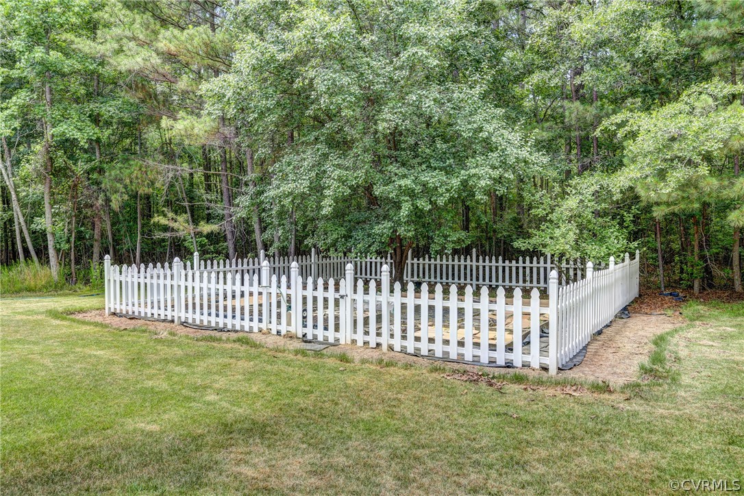 13800 Bluff Ridge Dr