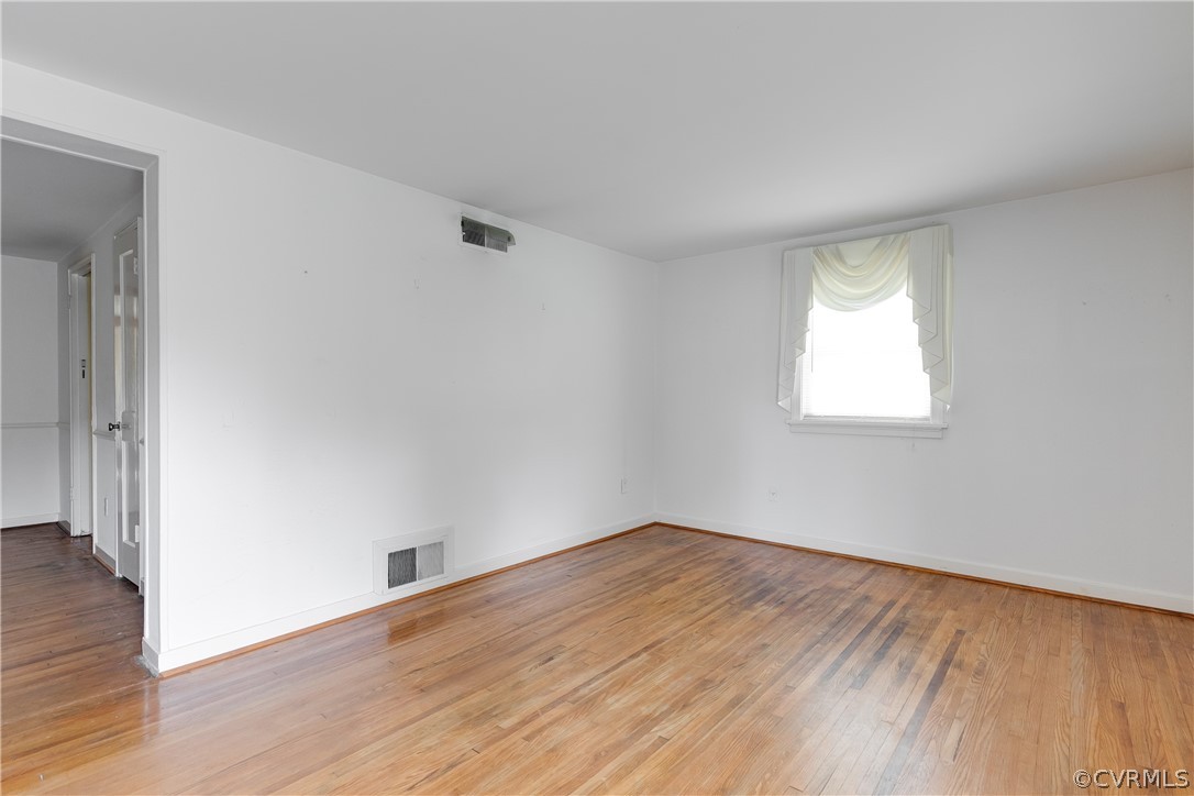 8010 Dalmain Dr
