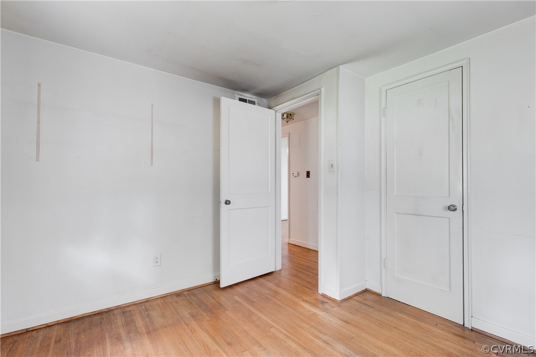 8010 Dalmain Dr