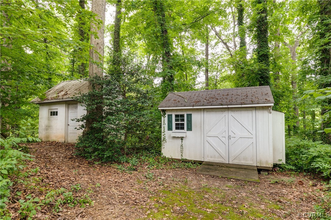 8010 Dalmain Dr