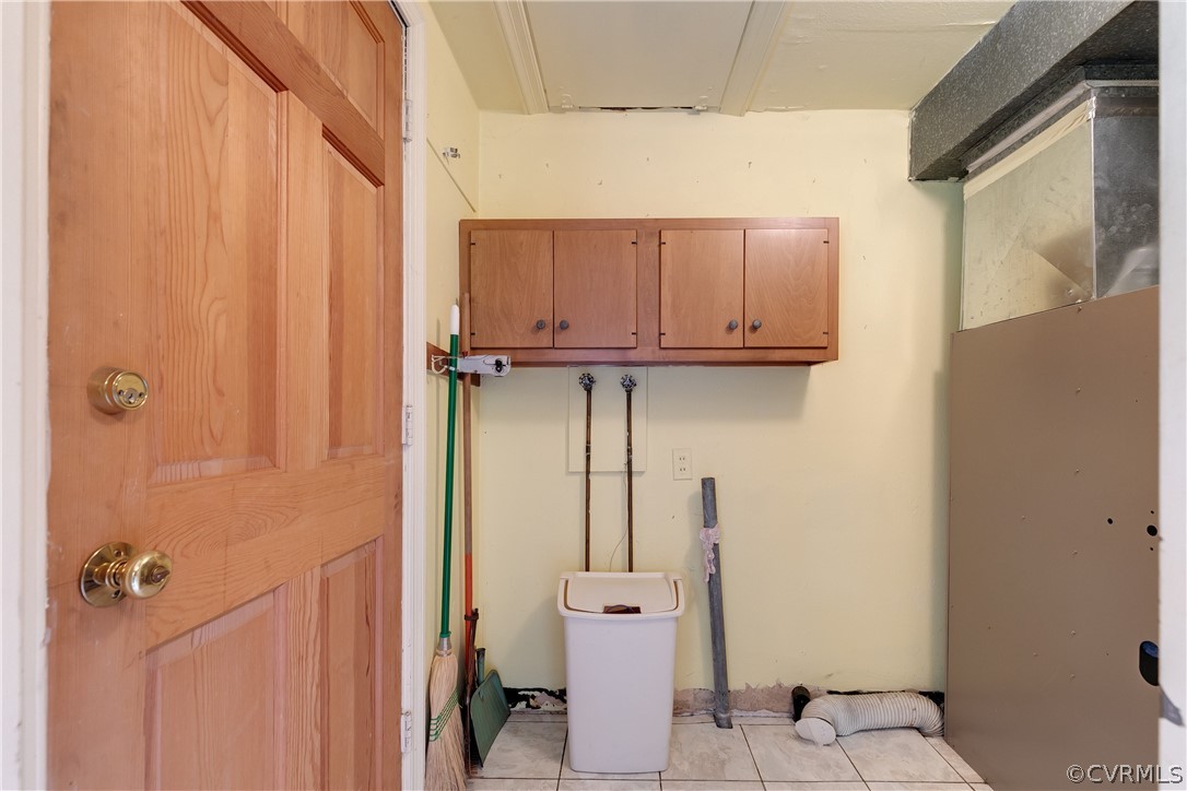 8010 Dalmain Dr