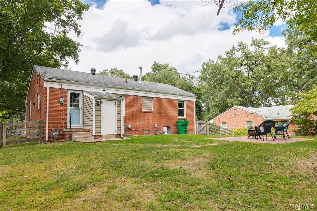 7707 Hudson Dr
