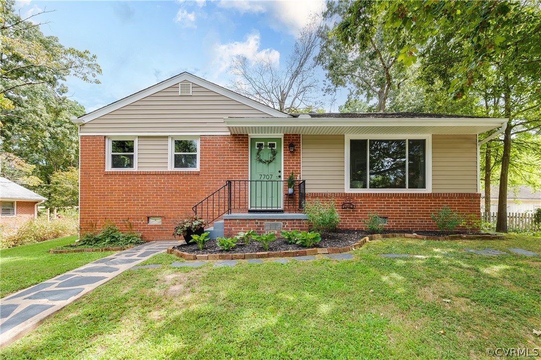 7707 Hudson Dr