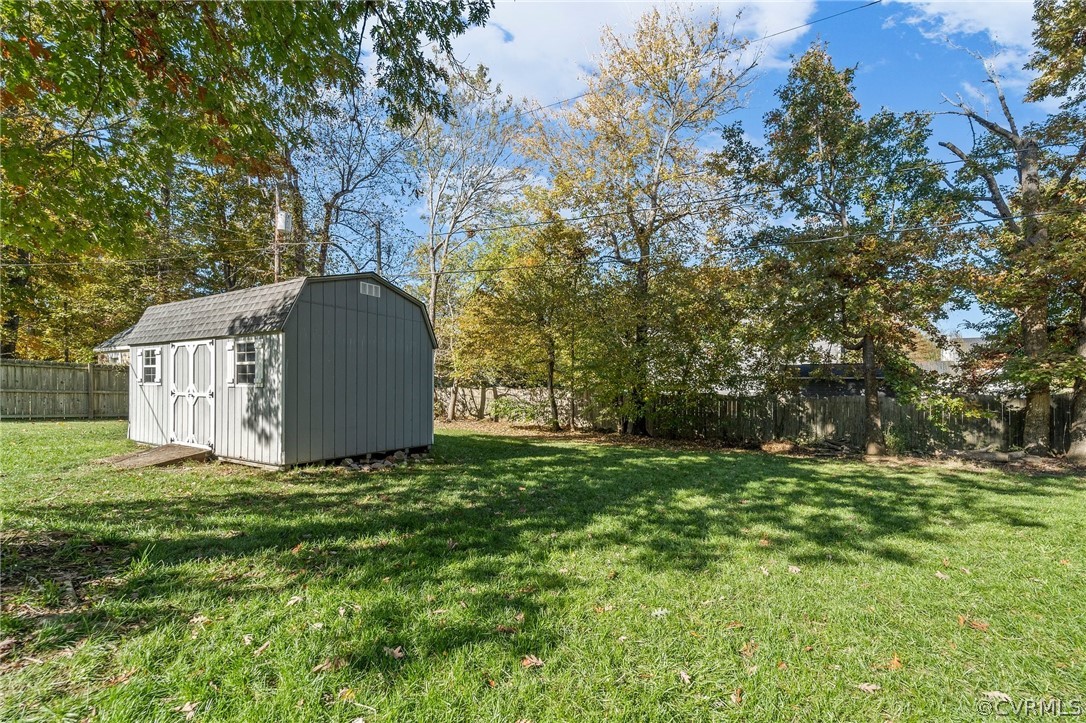 2304 Lashley Ln