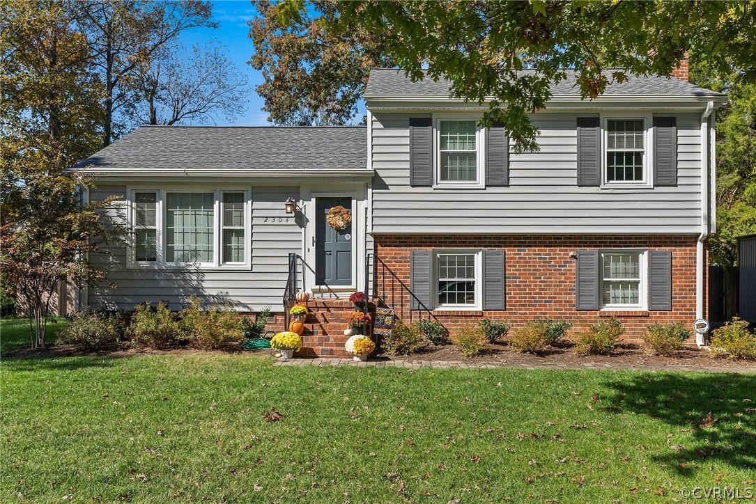 2304 Lashley Ln