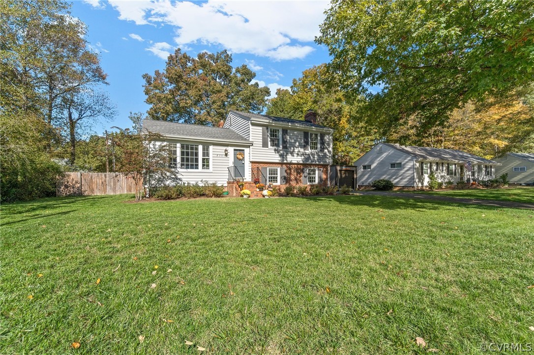 2304 Lashley Ln