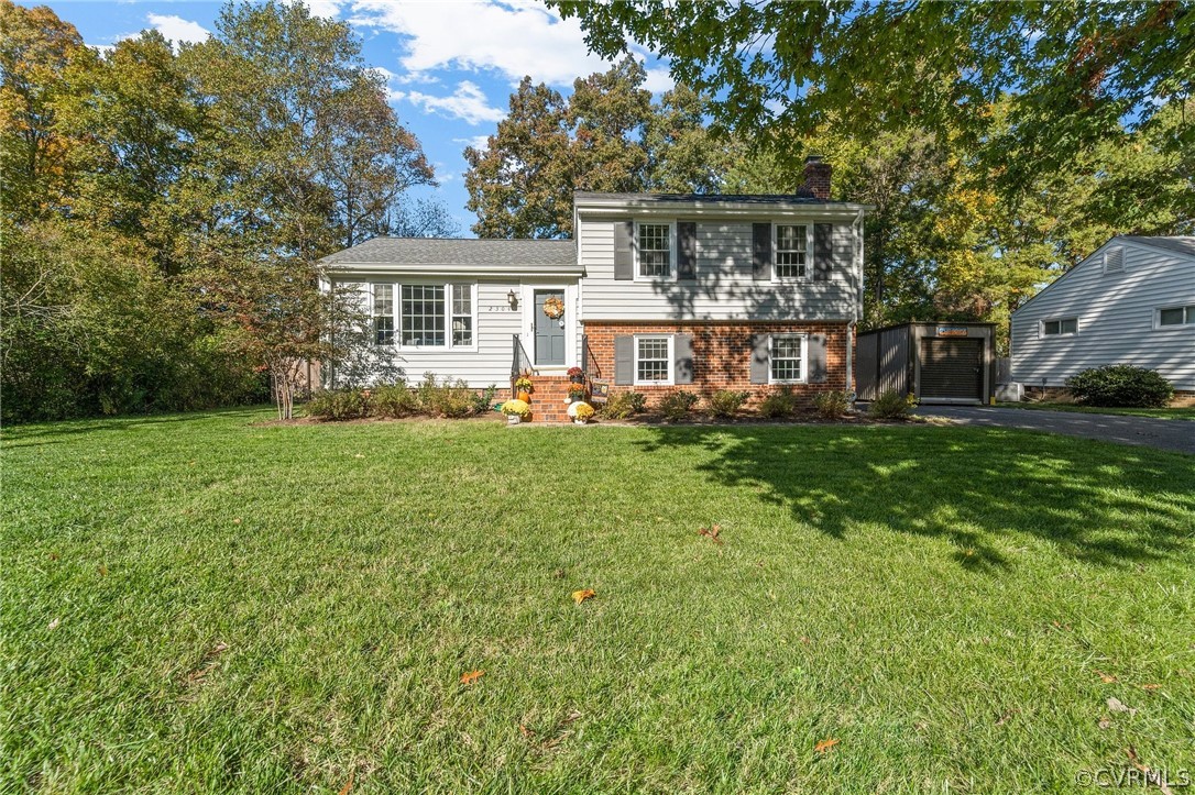 2304 Lashley Ln
