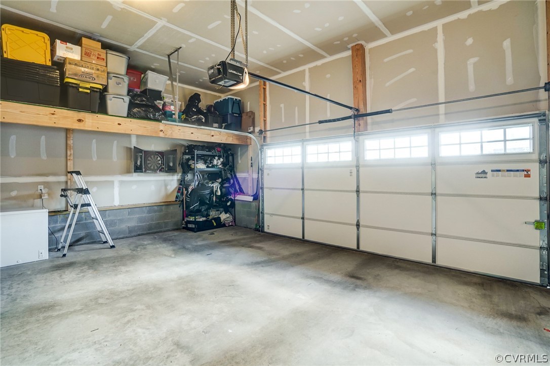 207 Thorncliff Rd