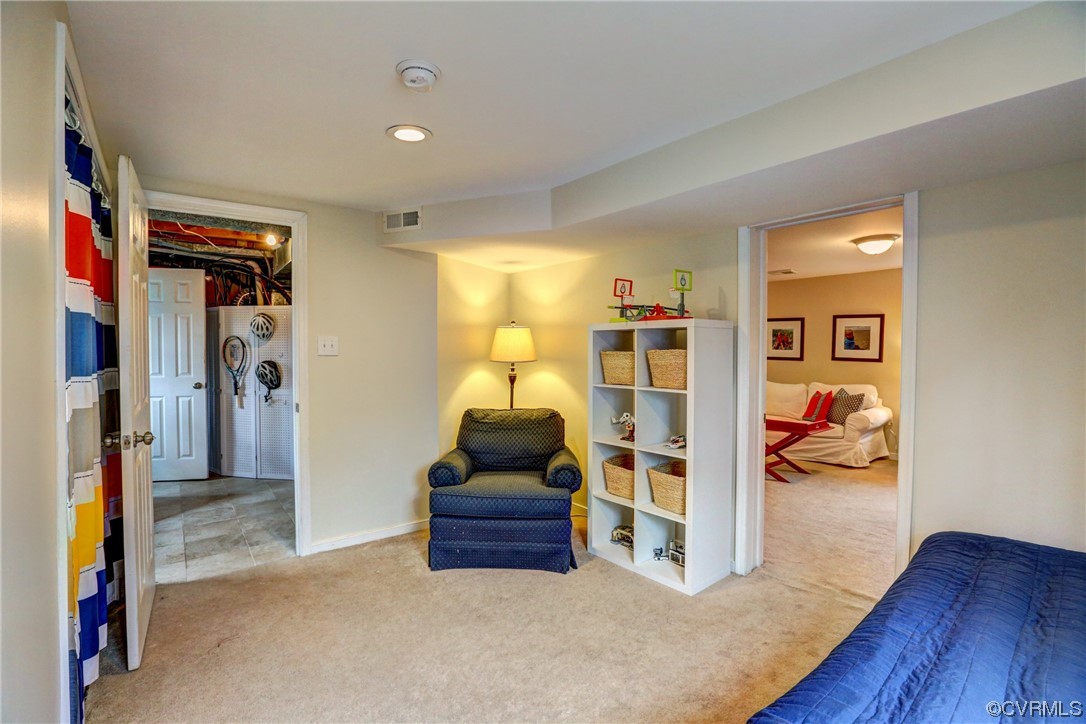 9007 Avalon Dr