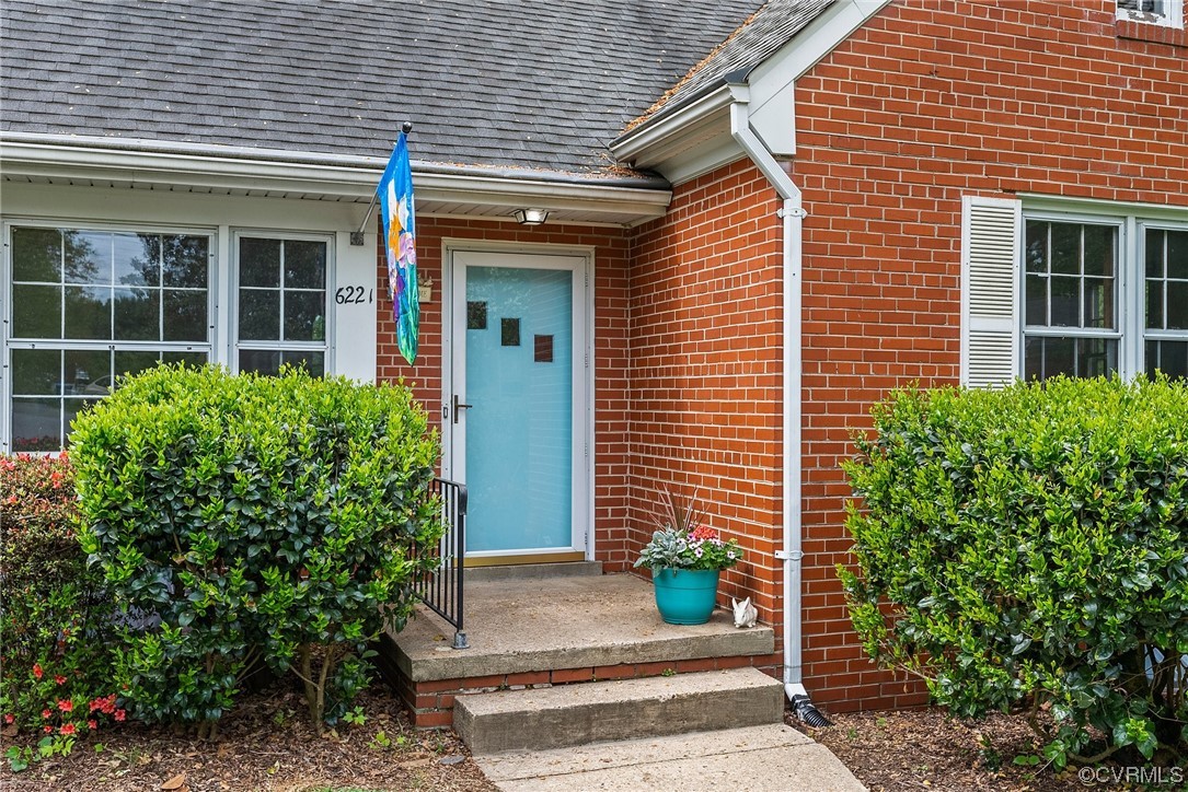 6221 Kimberly Cir
