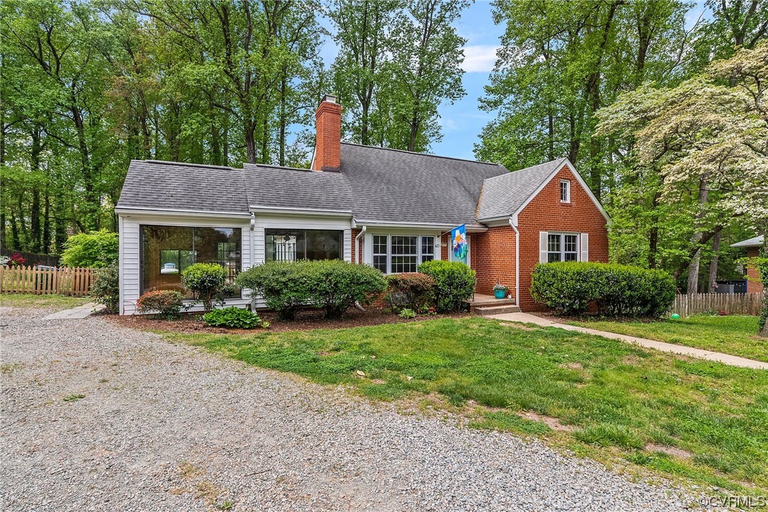 6221 Kimberly Cir