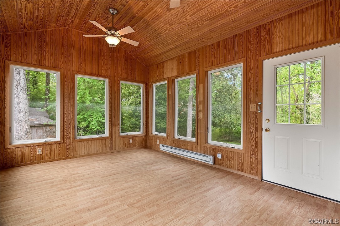 6221 Kimberly Cir