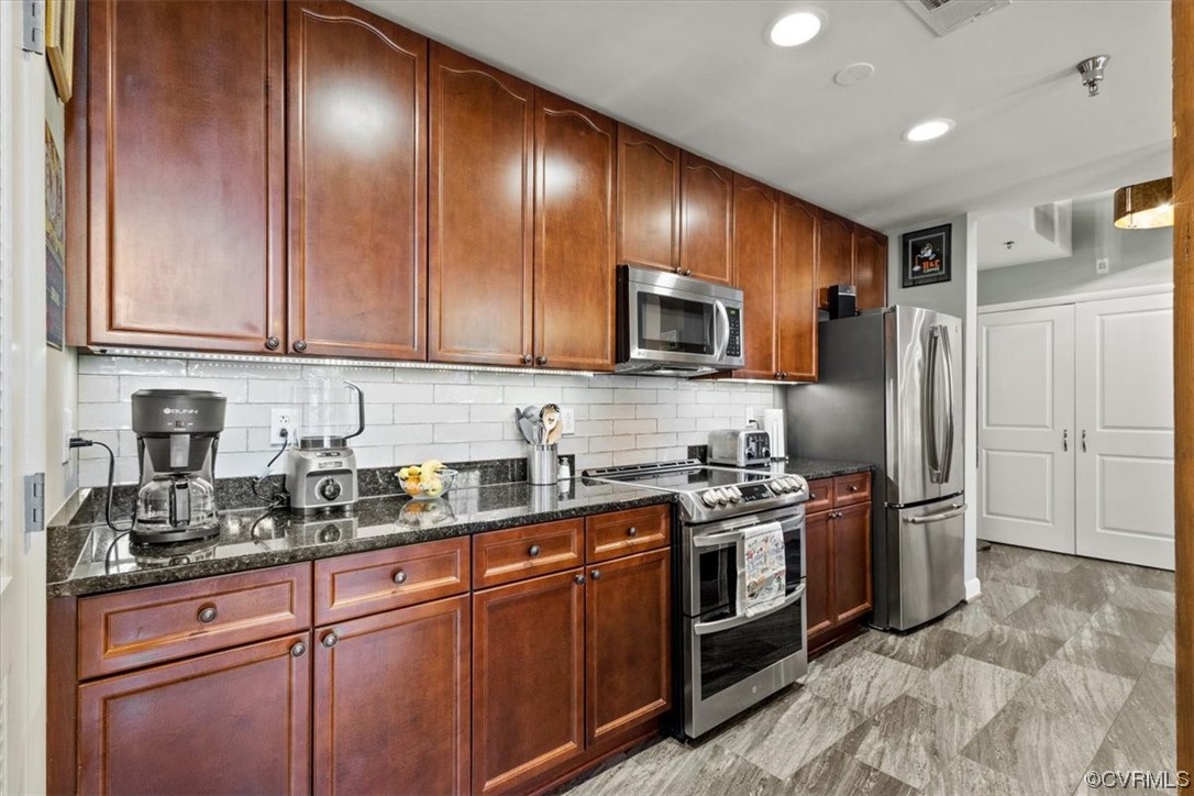 251 Rocketts Way Unit#118