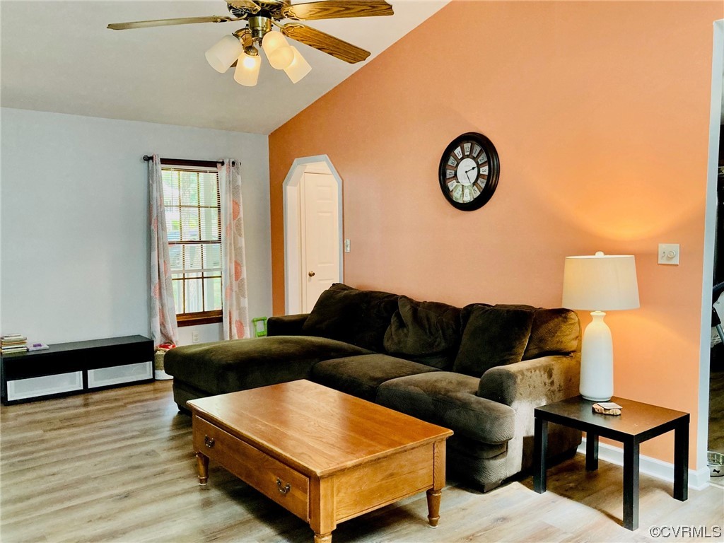12113 Iverson Ct
