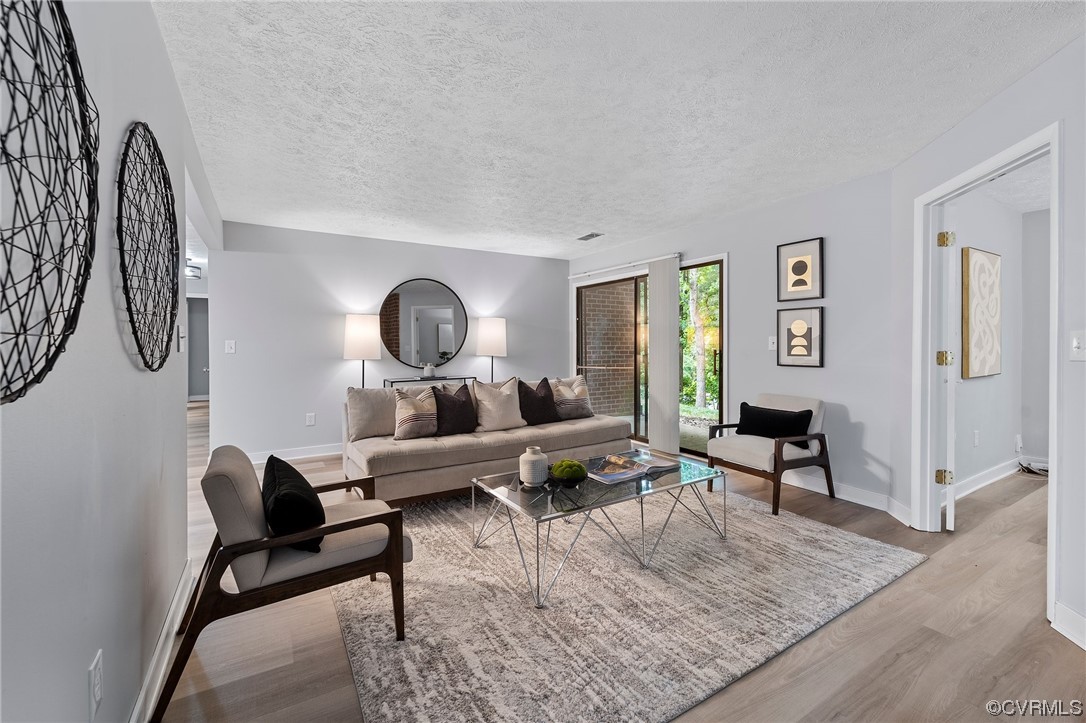 2104 Turtle Run Dr Unit#2
