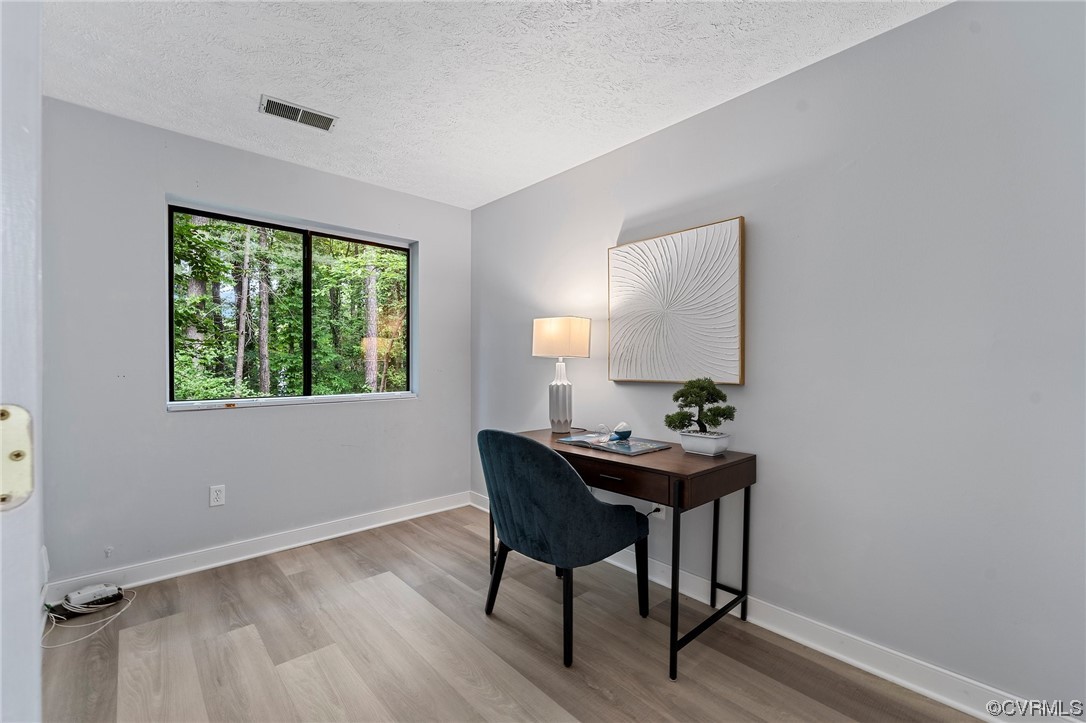 2104 Turtle Run Dr Unit#2