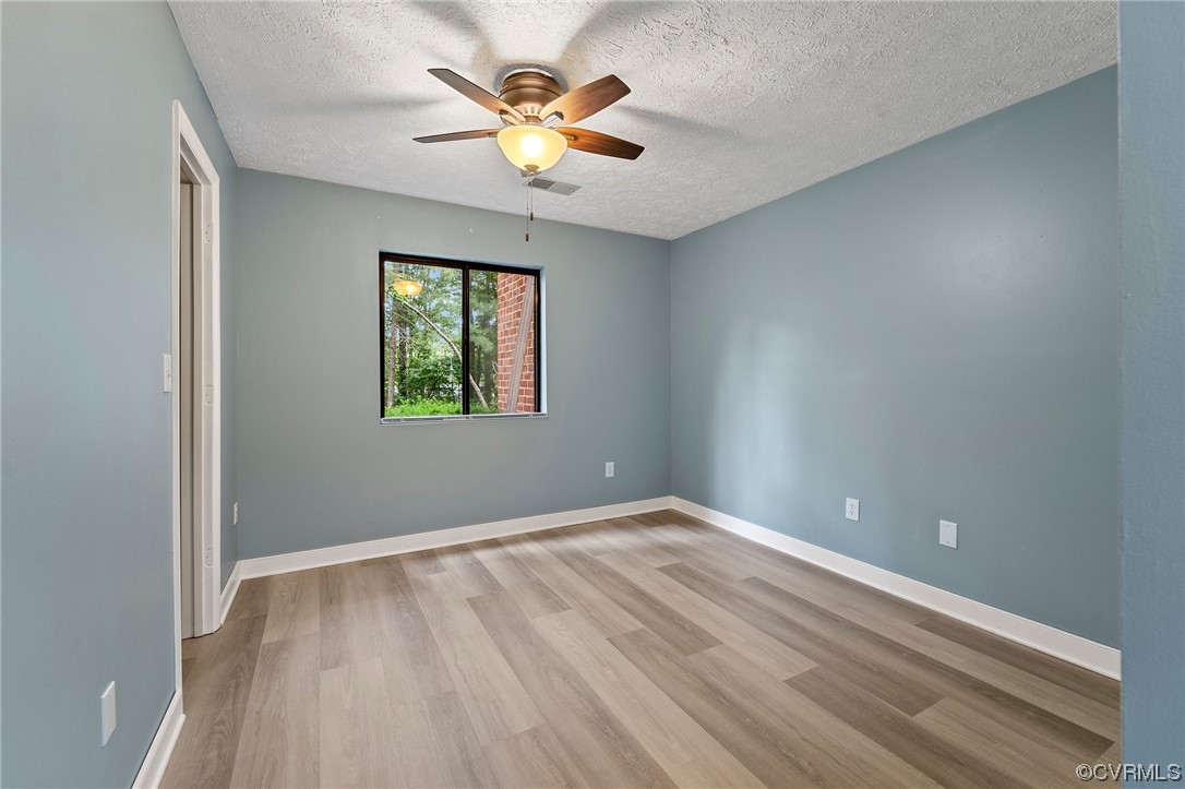 2104 Turtle Run Dr Unit#2