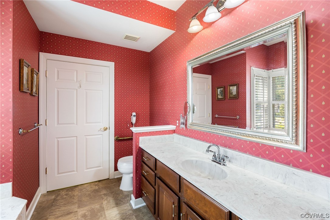 2221 Magnolia Grove Way