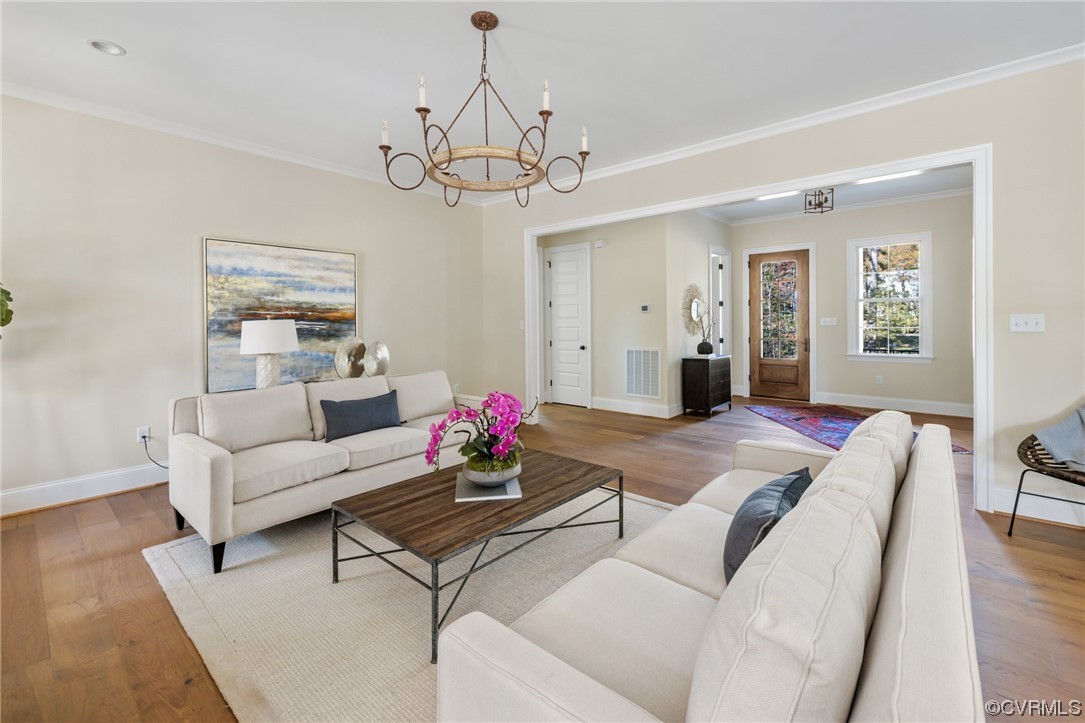 2211 Hollow Log Path