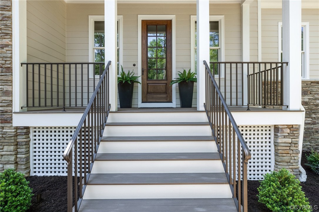 2211 Hollow Log Path