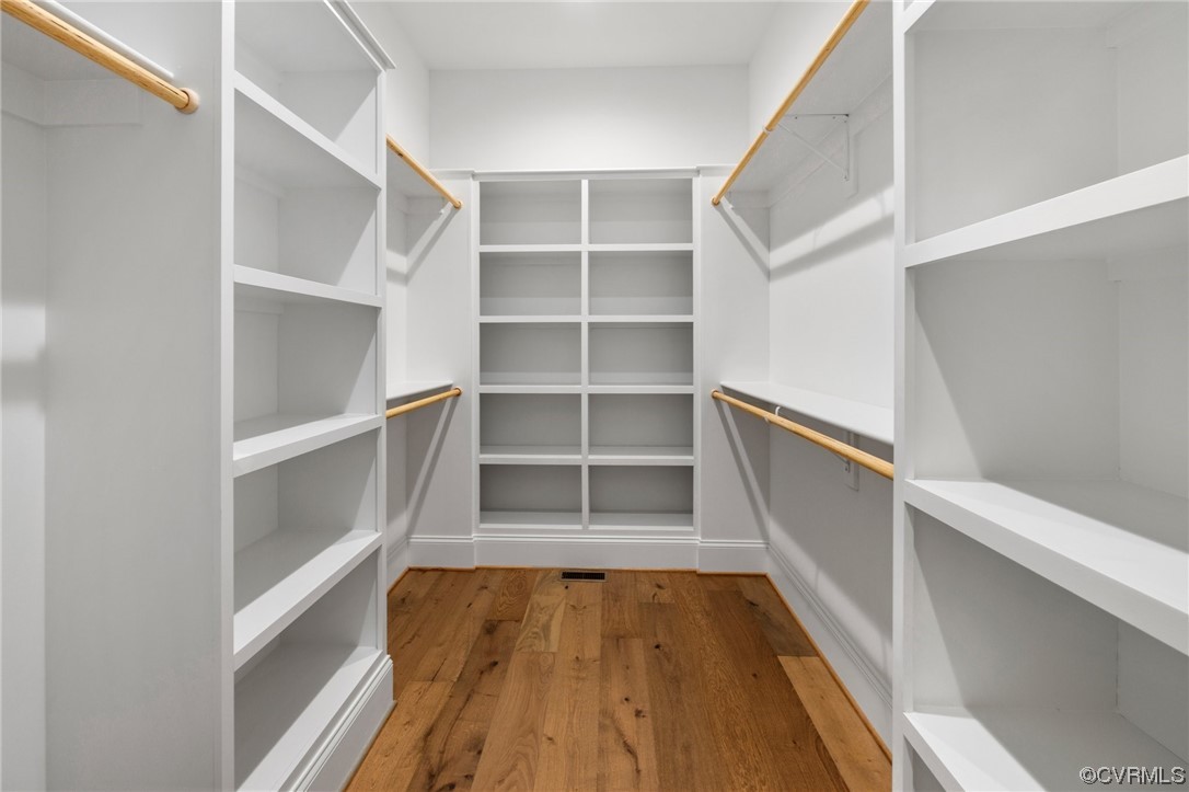 2211 Hollow Log Path