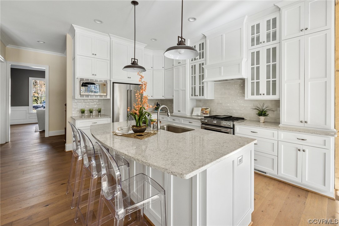 2211 Hollow Log Path