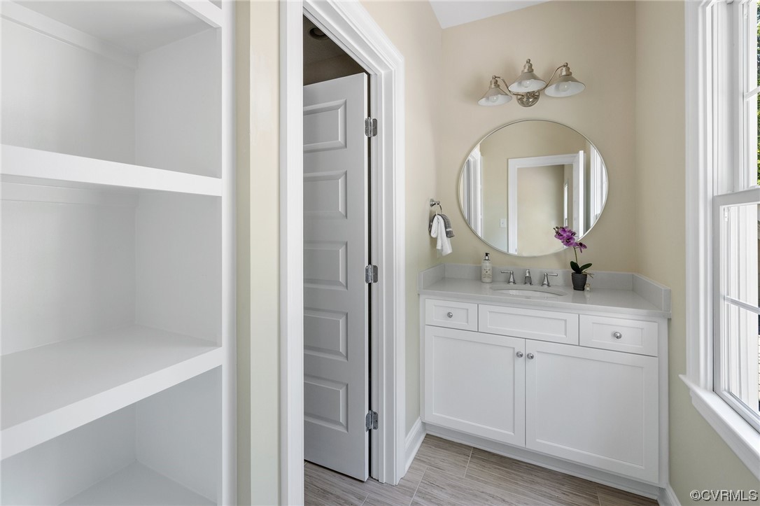 2211 Hollow Log Path