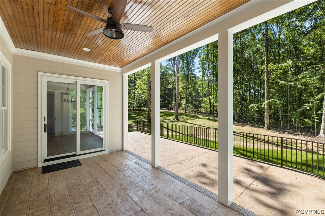 2211 Hollow Log Path