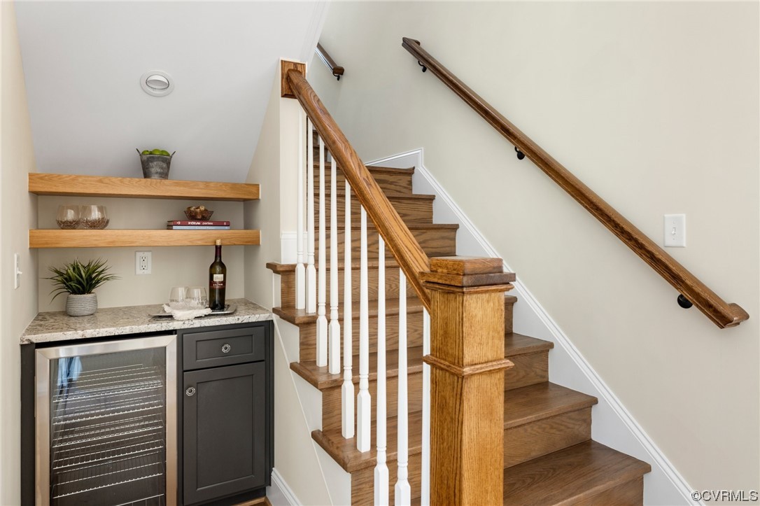 2211 Hollow Log Path