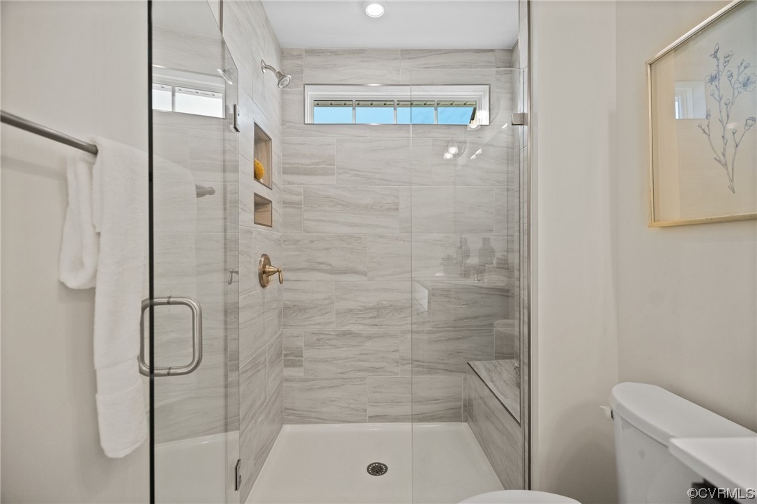 16918 Thornapple Run