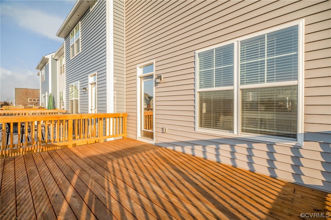 16918 Thornapple Run