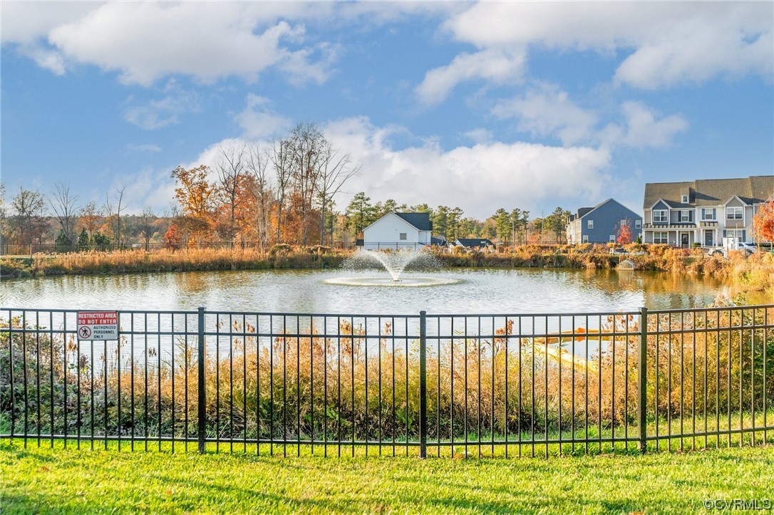 16918 Thornapple Run