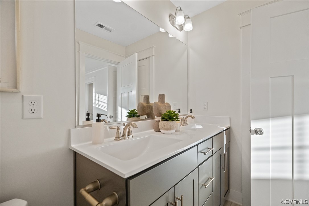 16918 Thornapple Run