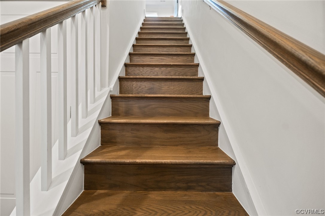 16918 Thornapple Run