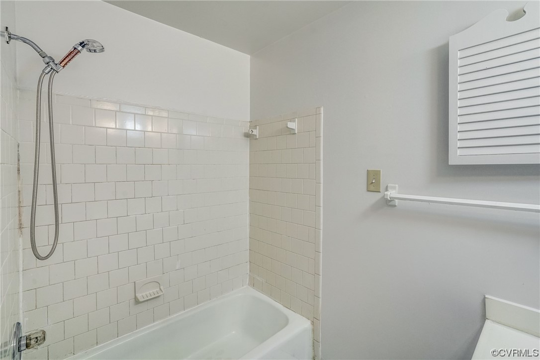 13609 Quail Hollow Ct