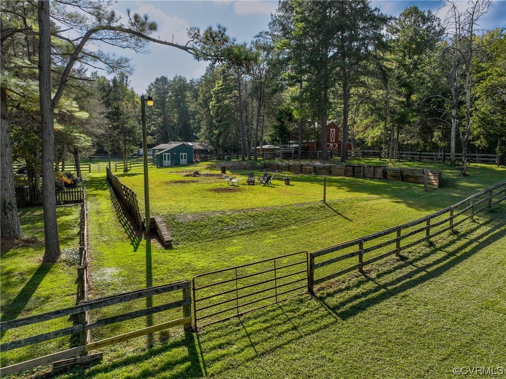 20004 Sterling Creek Ln