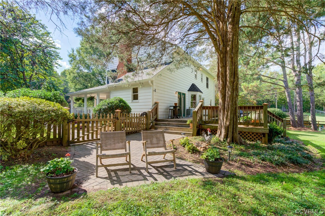 20004 Sterling Creek Ln