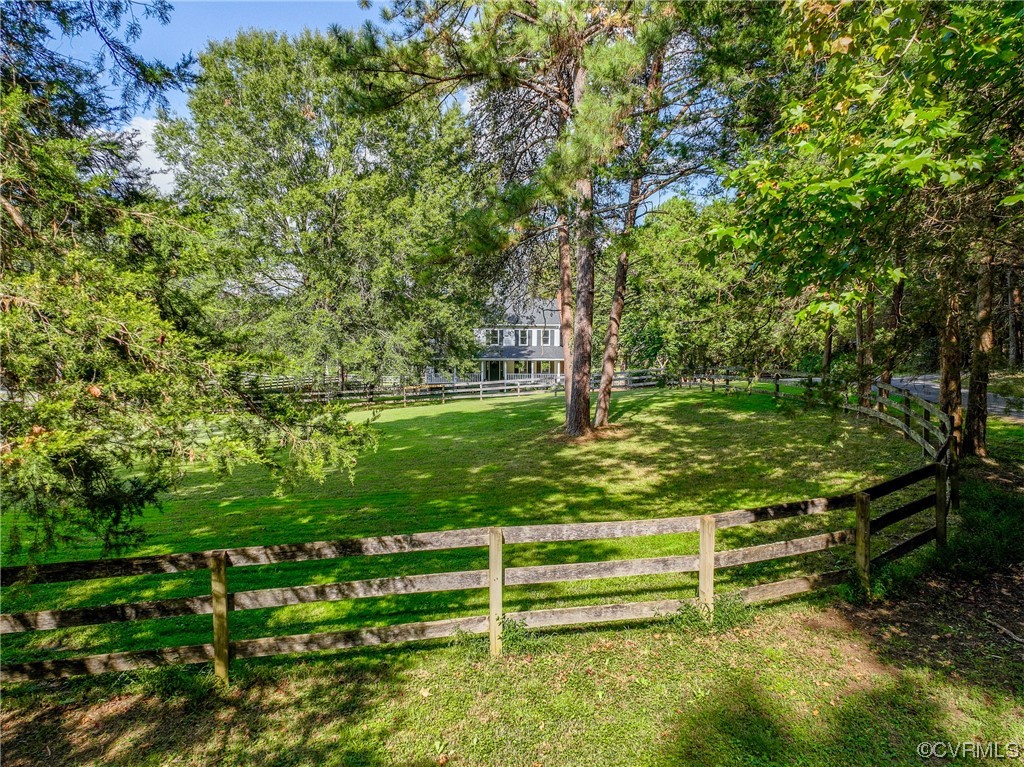 20004 Sterling Creek Ln