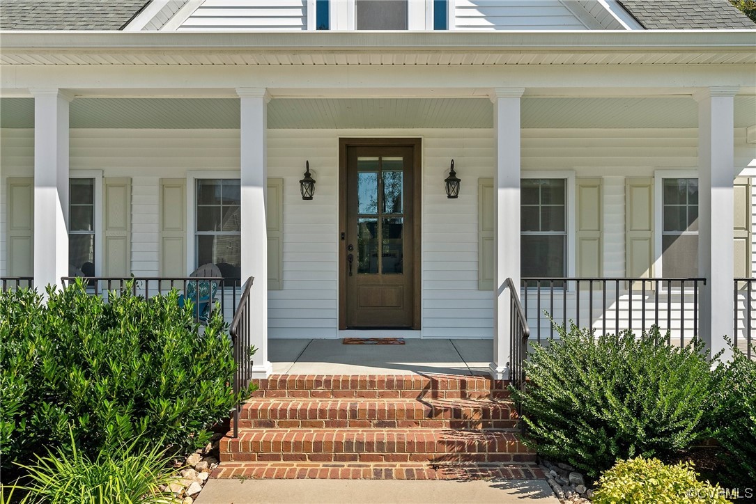 900 Eagle Pl