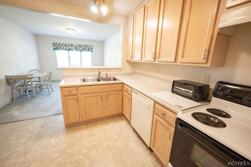 800 Fort Hayes Ct Unit#B