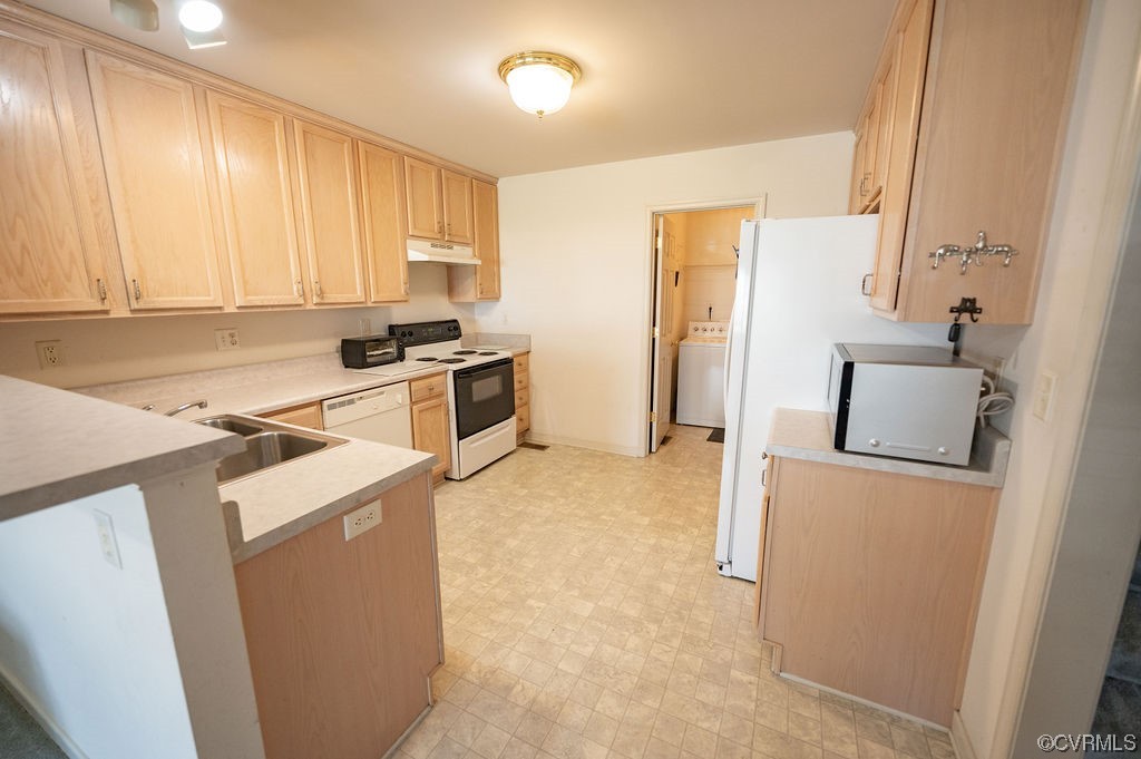 800 Fort Hayes Ct Unit#B