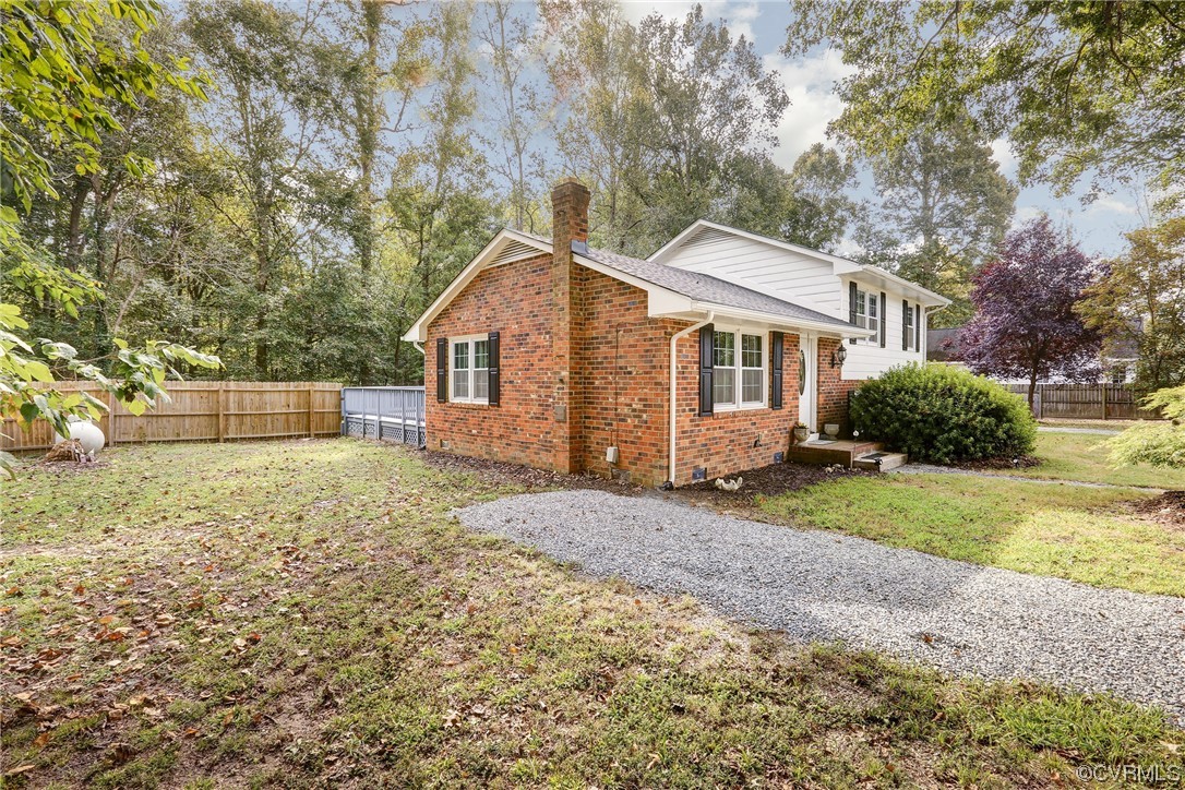6723 Cherry Rd
