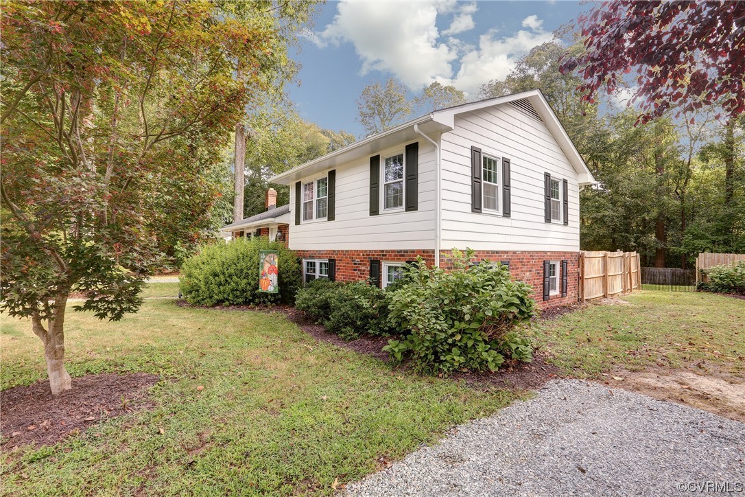 6723 Cherry Rd