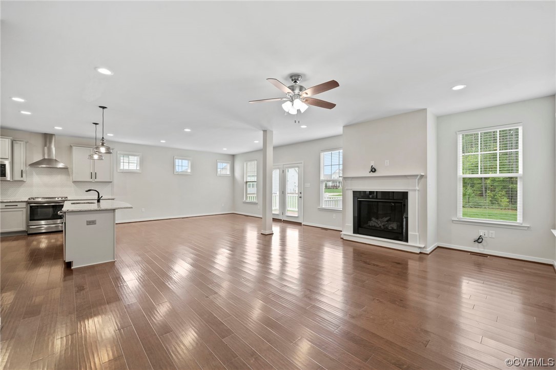 11919 James Overlook Ct