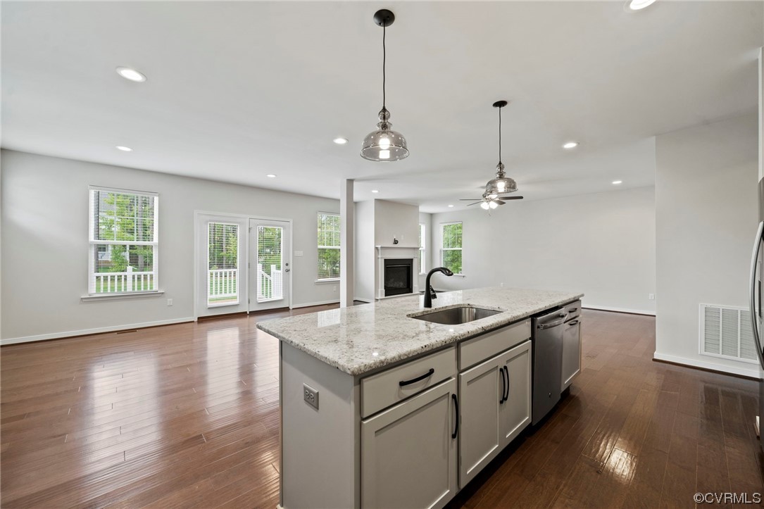 11919 James Overlook Ct